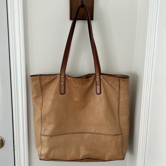 FOSSIL leather purse - Picture 3 of 4